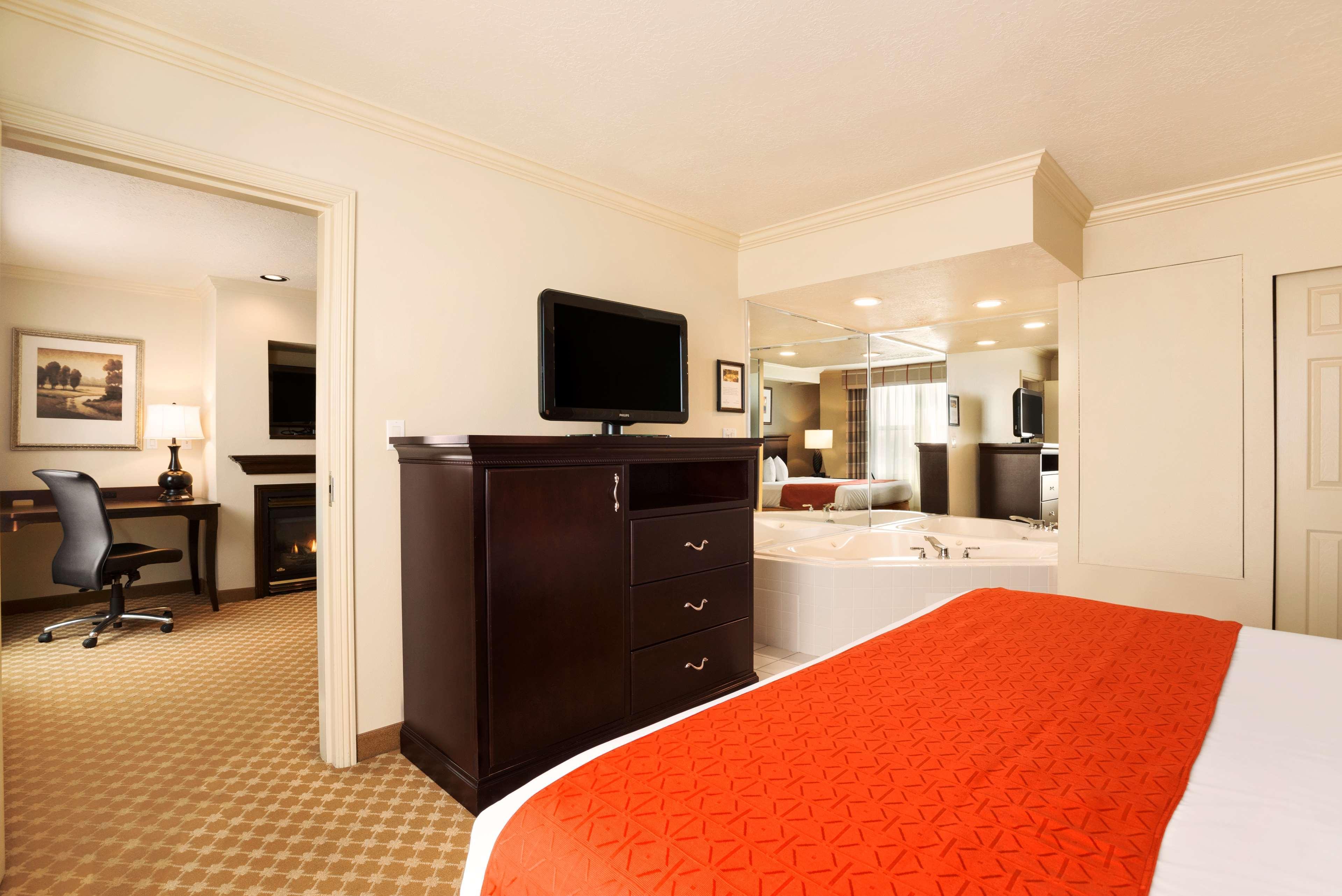 Holiday Inn Express & Suites Salt Lake City N - Bountiful By Ihg Exterior photo